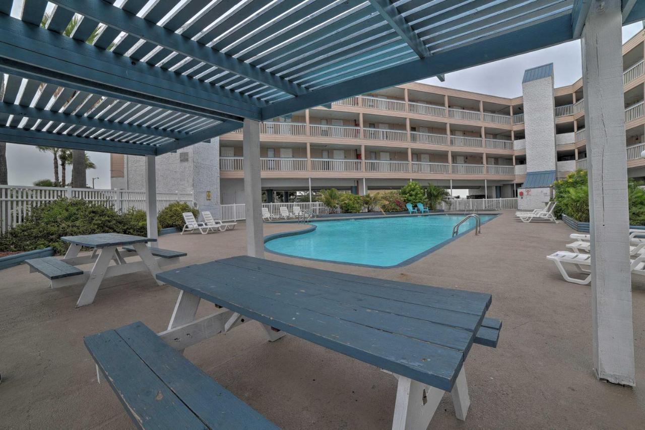 Oceanfront Corpus Christi Condo Resort Perks! Exterior photo